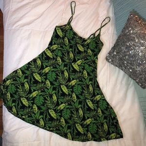 EUC Small H & M DIVIDED Leaf pattern dress